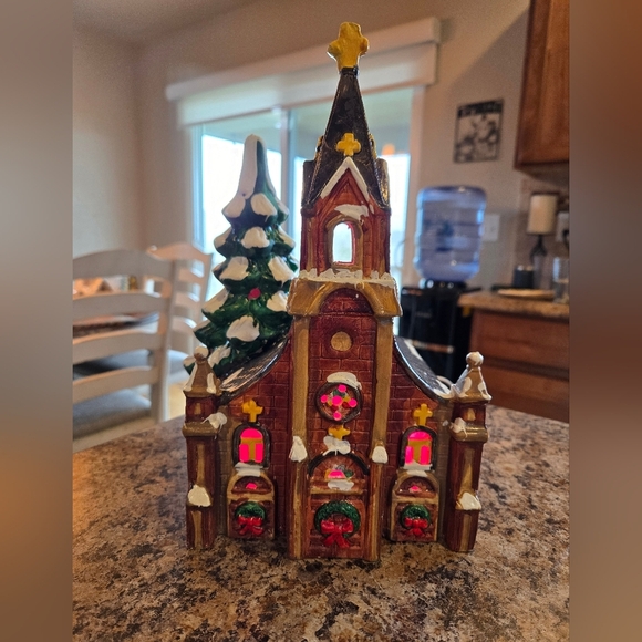 Dept. 56 Gothic House Original Snow Village Series Church With Cross Large Tree - Picture 1 of 11